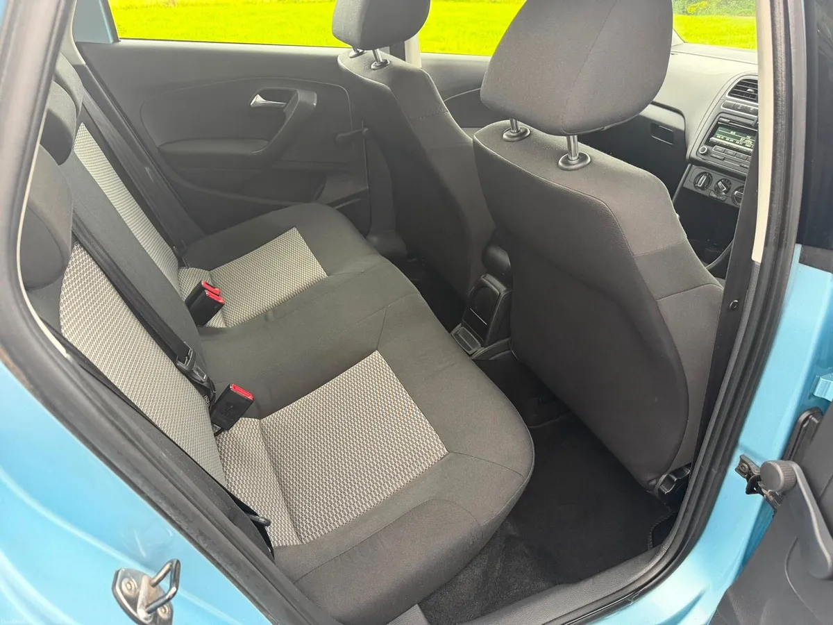 Volkswagen polo - Image 3