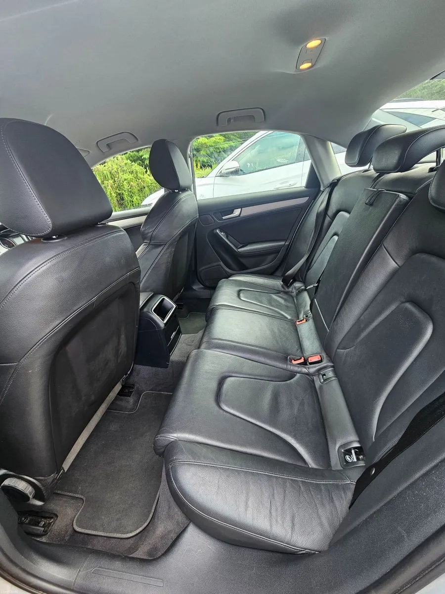 Audi A4 2015 - Image 4