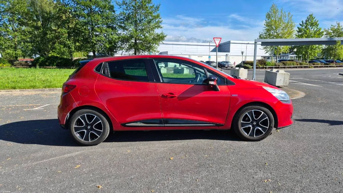 2015 Renault Clio Limited – Automatic - Image 2