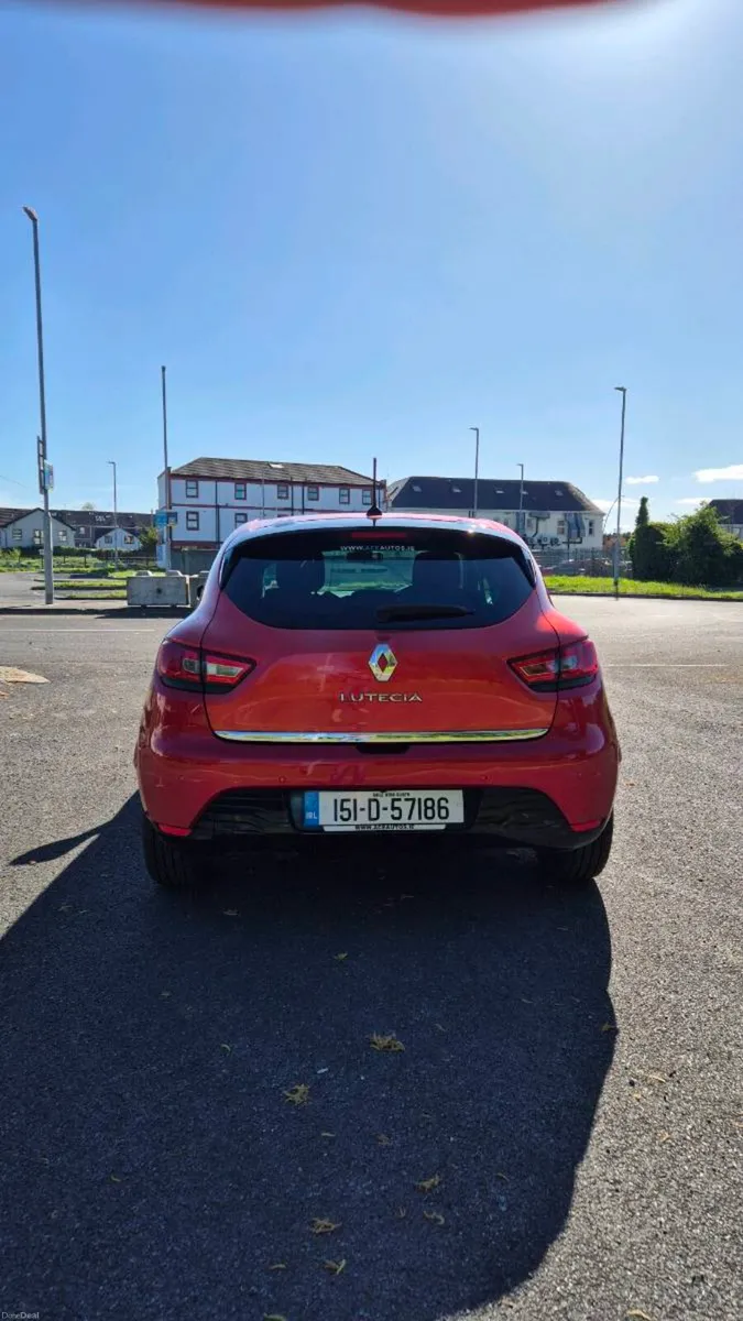 2015 Renault Clio Limited – Automatic - Image 4