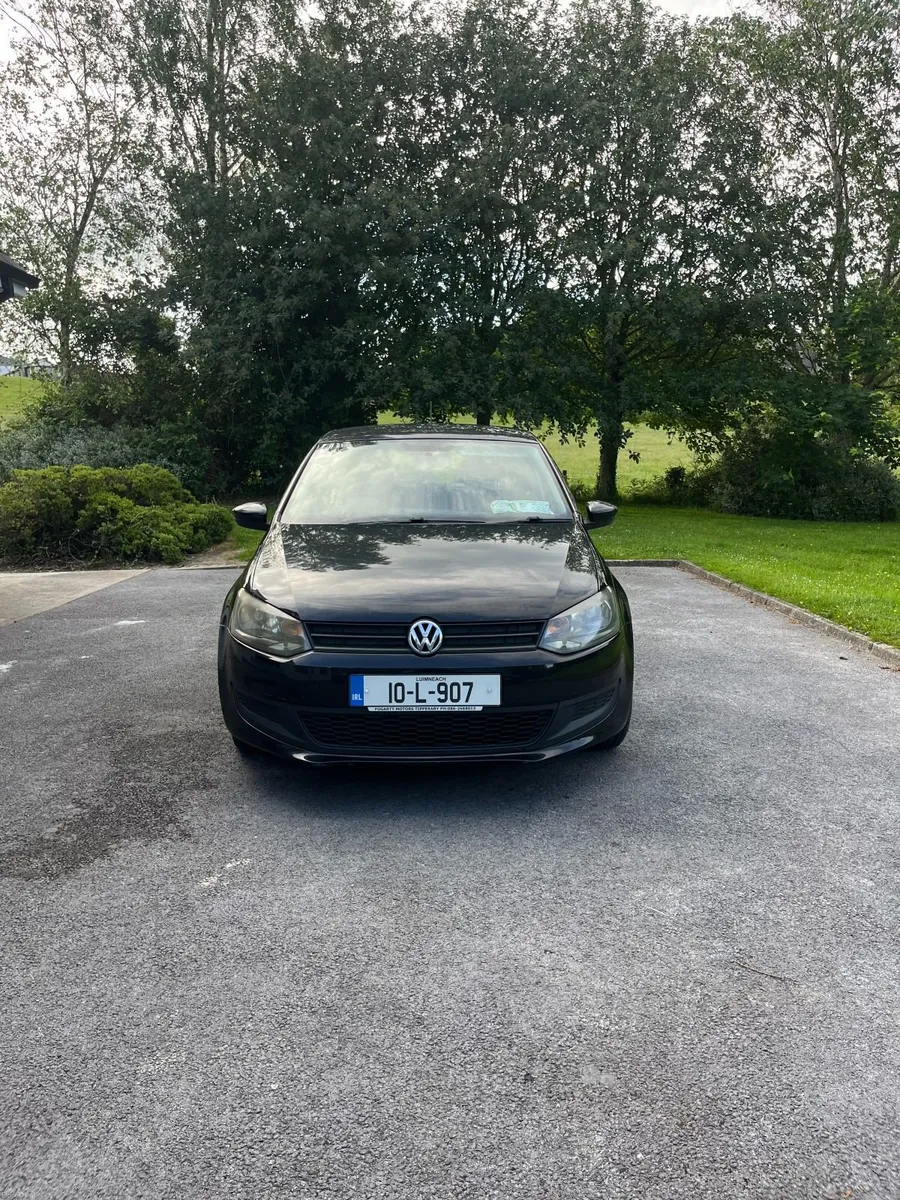 Volkswagen Polo 2010 1.2L - Image 2
