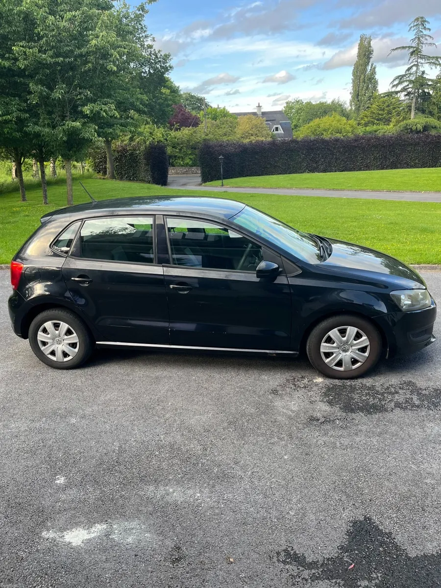 Volkswagen Polo 2010 1.2L - Image 3