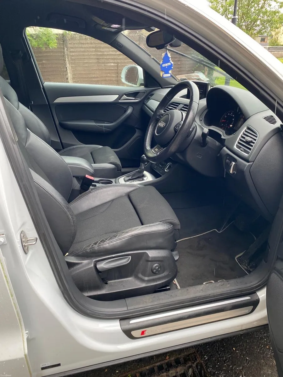 Audi Q3 QUATTRO Automatic - Image 4