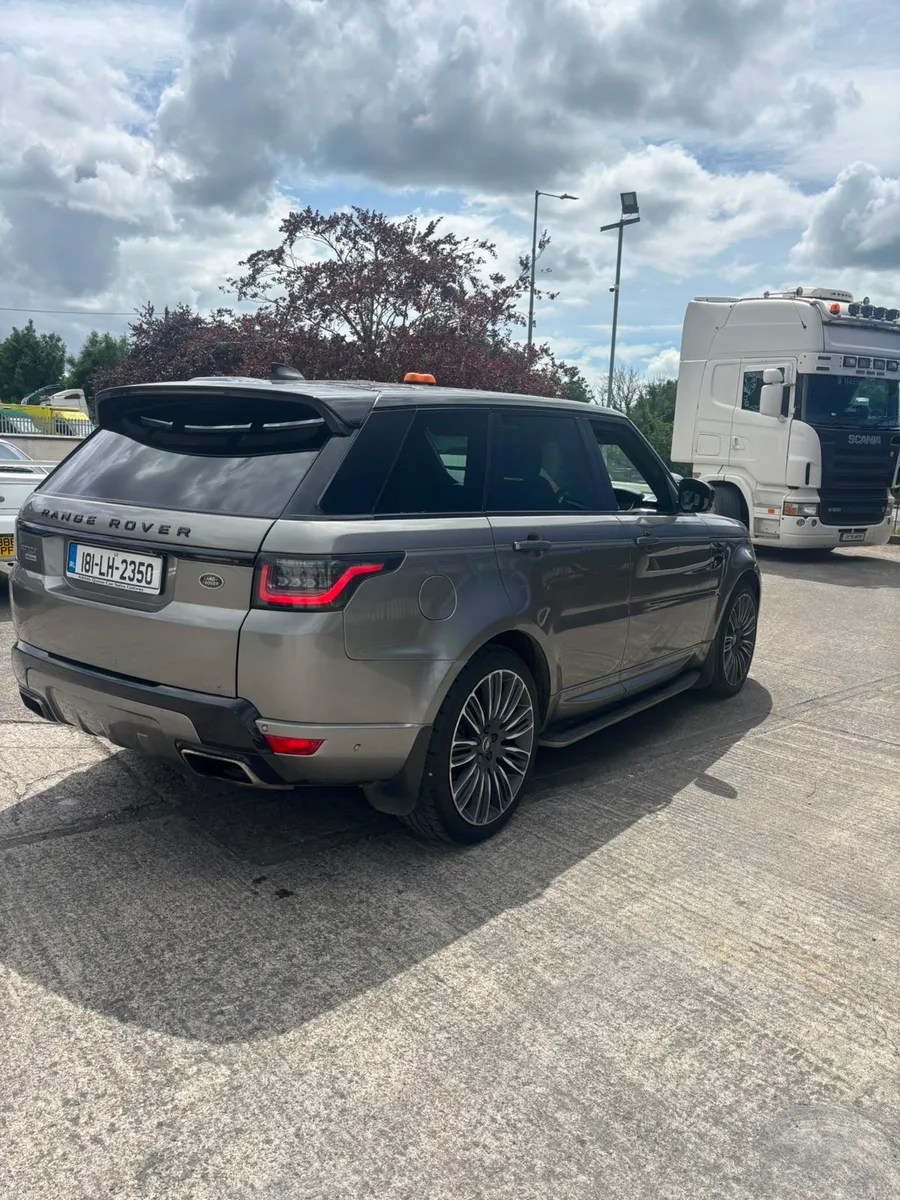 Range Rover  Sport  Autobiography - Image 3
