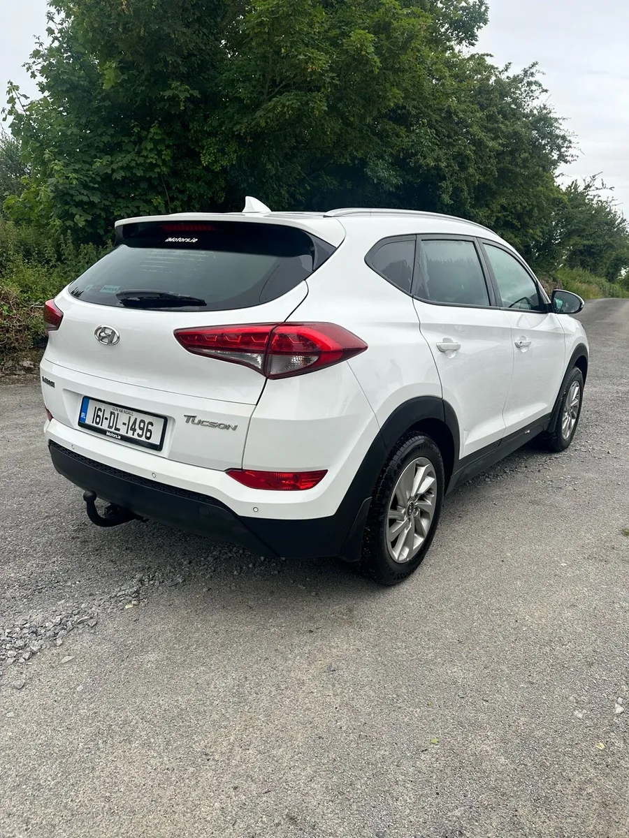 2016 Hyundai Tucson Executive - Image 4