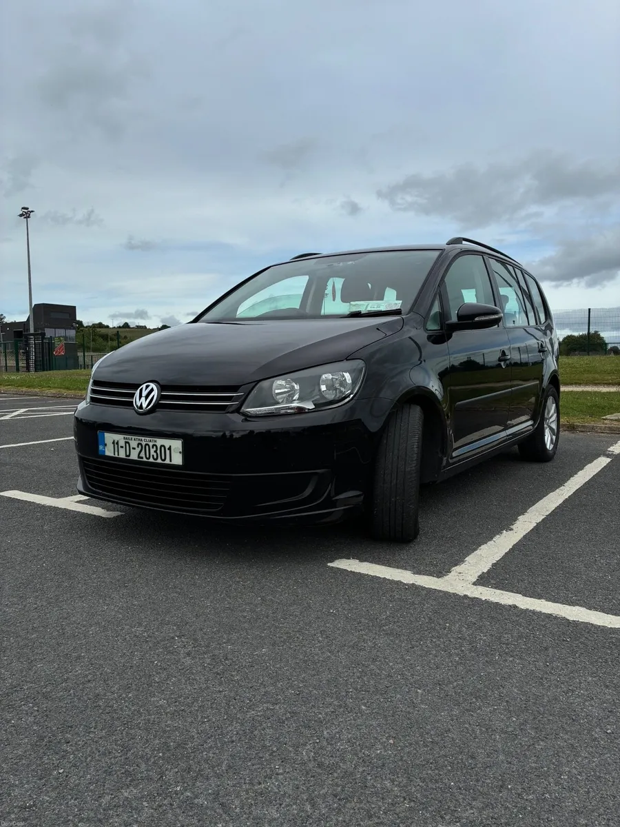 Volkswagen Touran 2011 - Image 4
