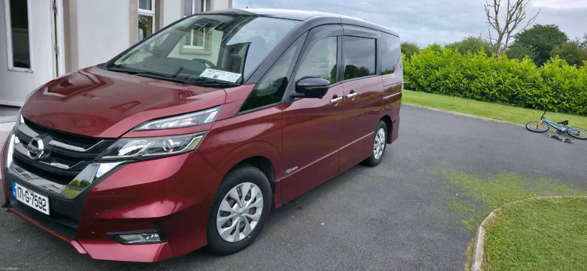 Nissan Serena - Image 3