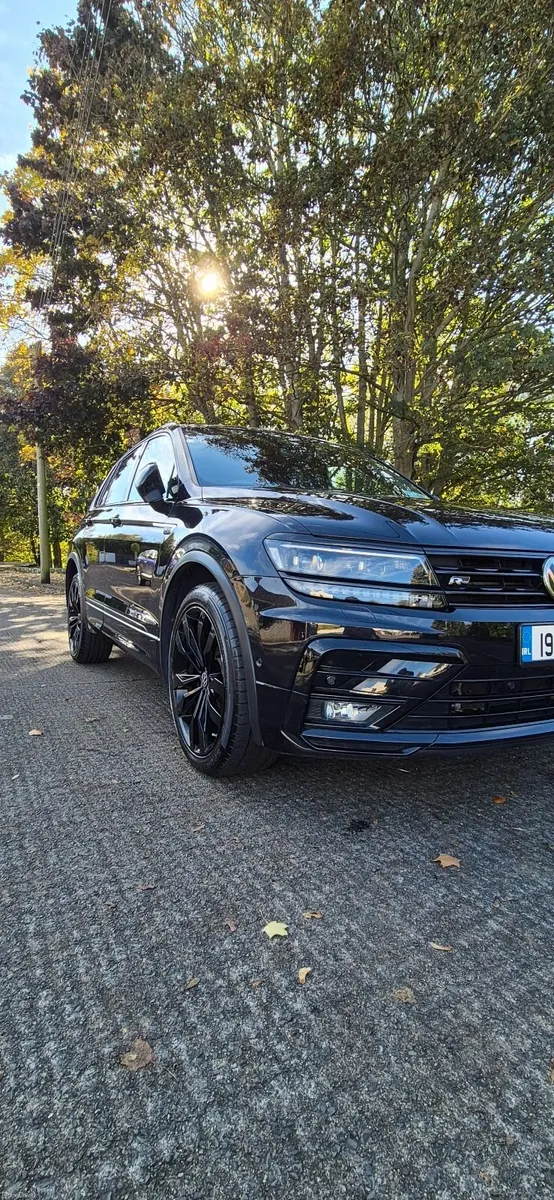 2019 Volkswagen Tiguan R-Line 4 Motion - Automatic - Image 1