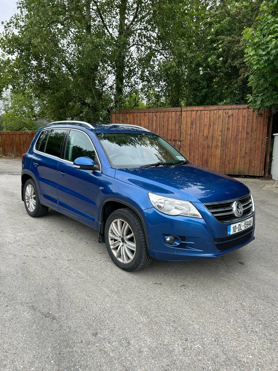 2010 VW Tiguan - Image 1