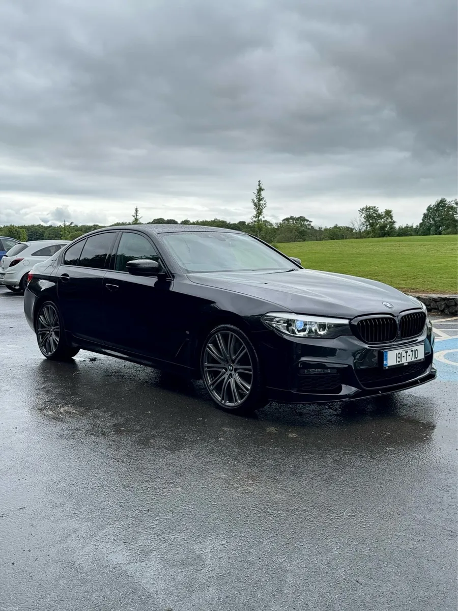 2019 BMW 530e M Sport Plus - Image 4