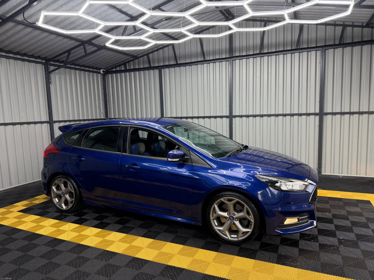 Ford Focus 2016 ST2 2.0Tdci 185Bhp - Image 4