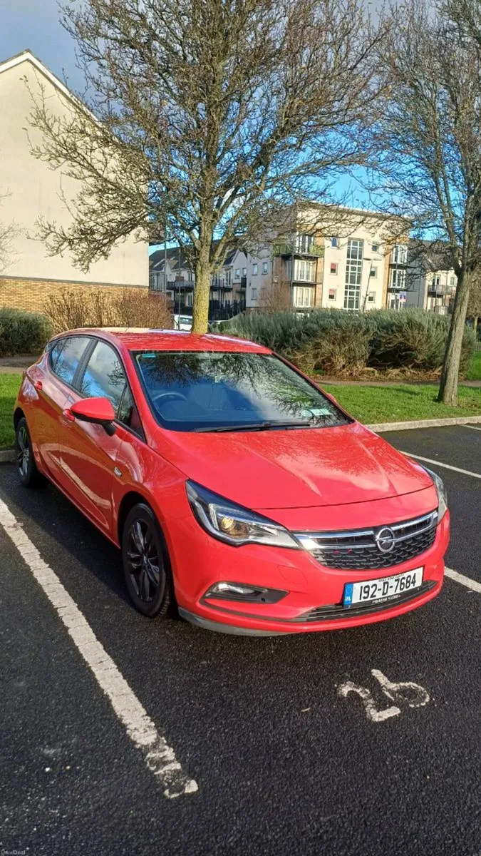 Opel Astra 1.6 CDTI 110PS NCT Till 09-07-2027 - Image 2