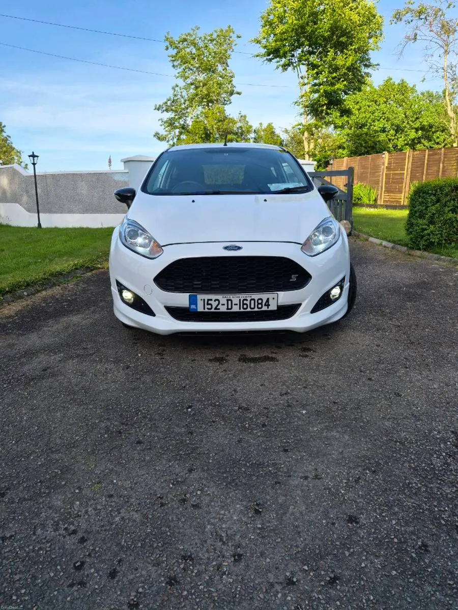 Car - Image 3