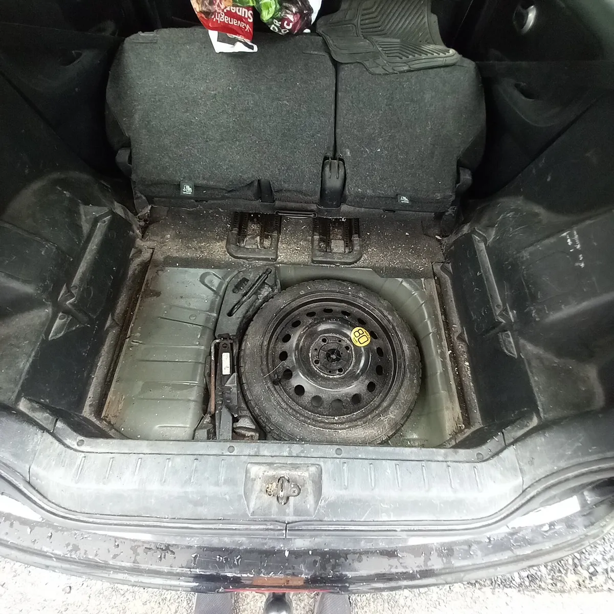 Car - Image 4