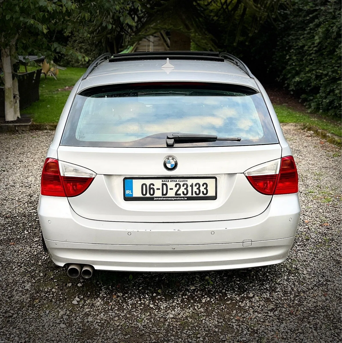 BMW 330i touring - Image 4