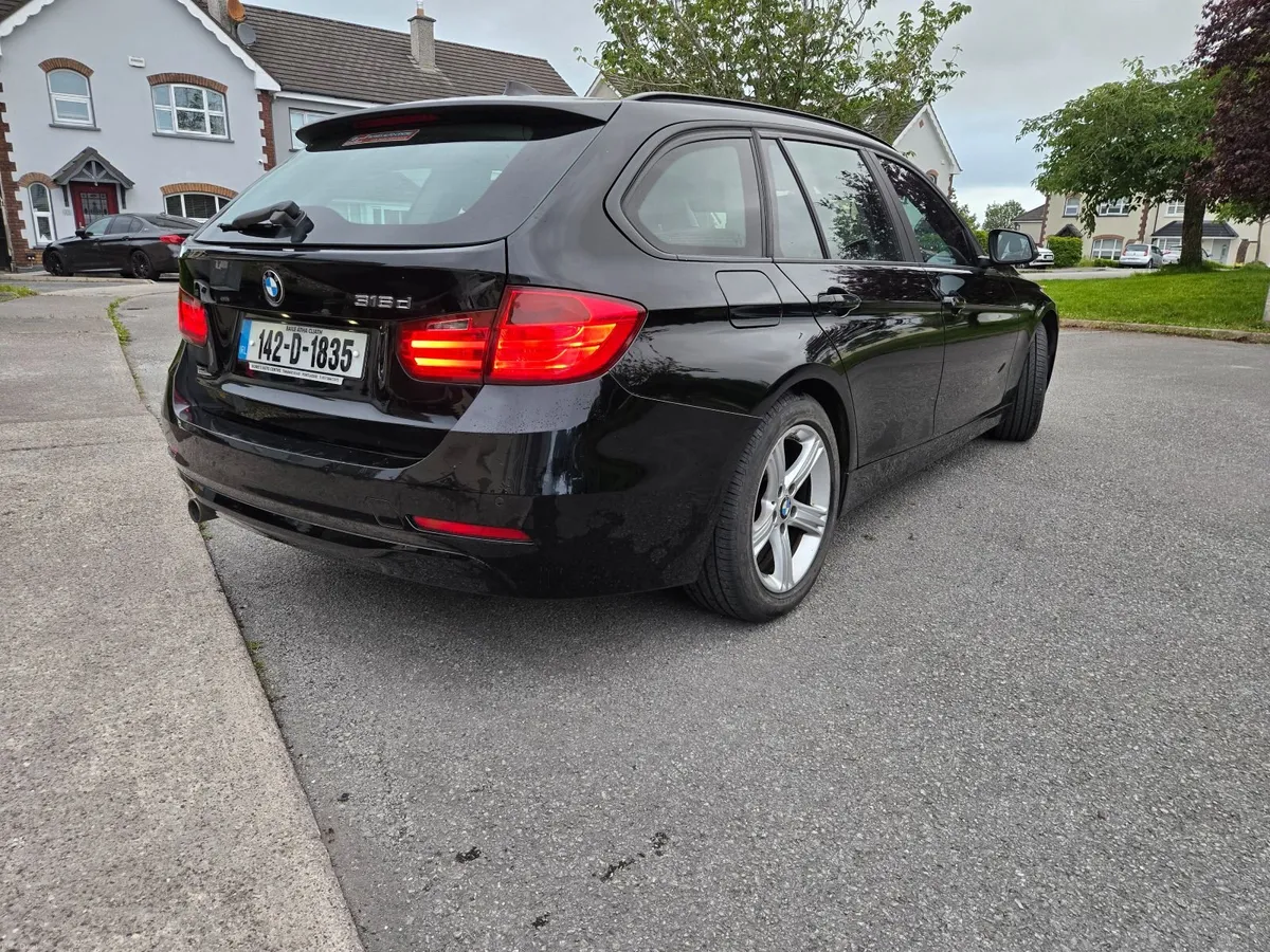 142 316d estate. NCT, tax and new chain. - Image 4