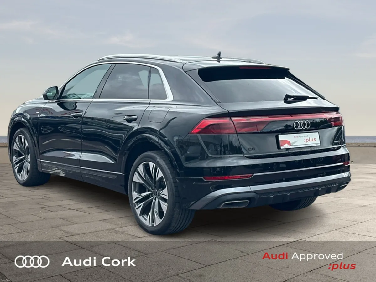 Audi Q8 3.0 55TFSI E 294BHP QUATTRO S-LINE WITH SU - Image 5