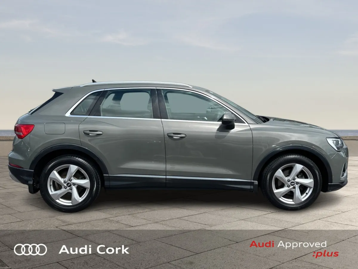 Audi Q3 2.0 35TDI 150BHP SE AUTOMATIC WITH COMFORT - Image 4