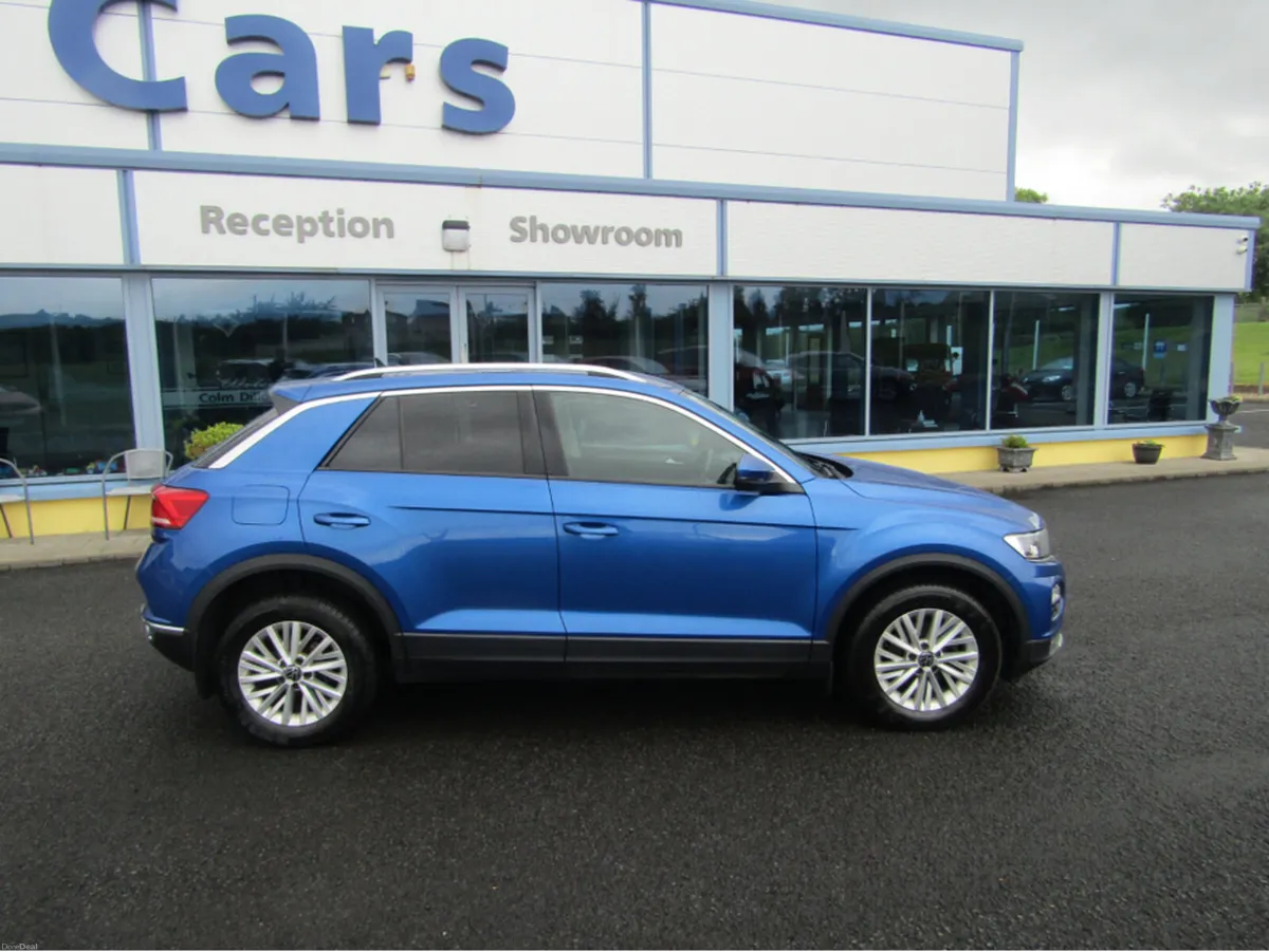 Volkswagen T-Roc DESIGN 2.0 TDI MANUAL 6SPEED FWD - Image 3