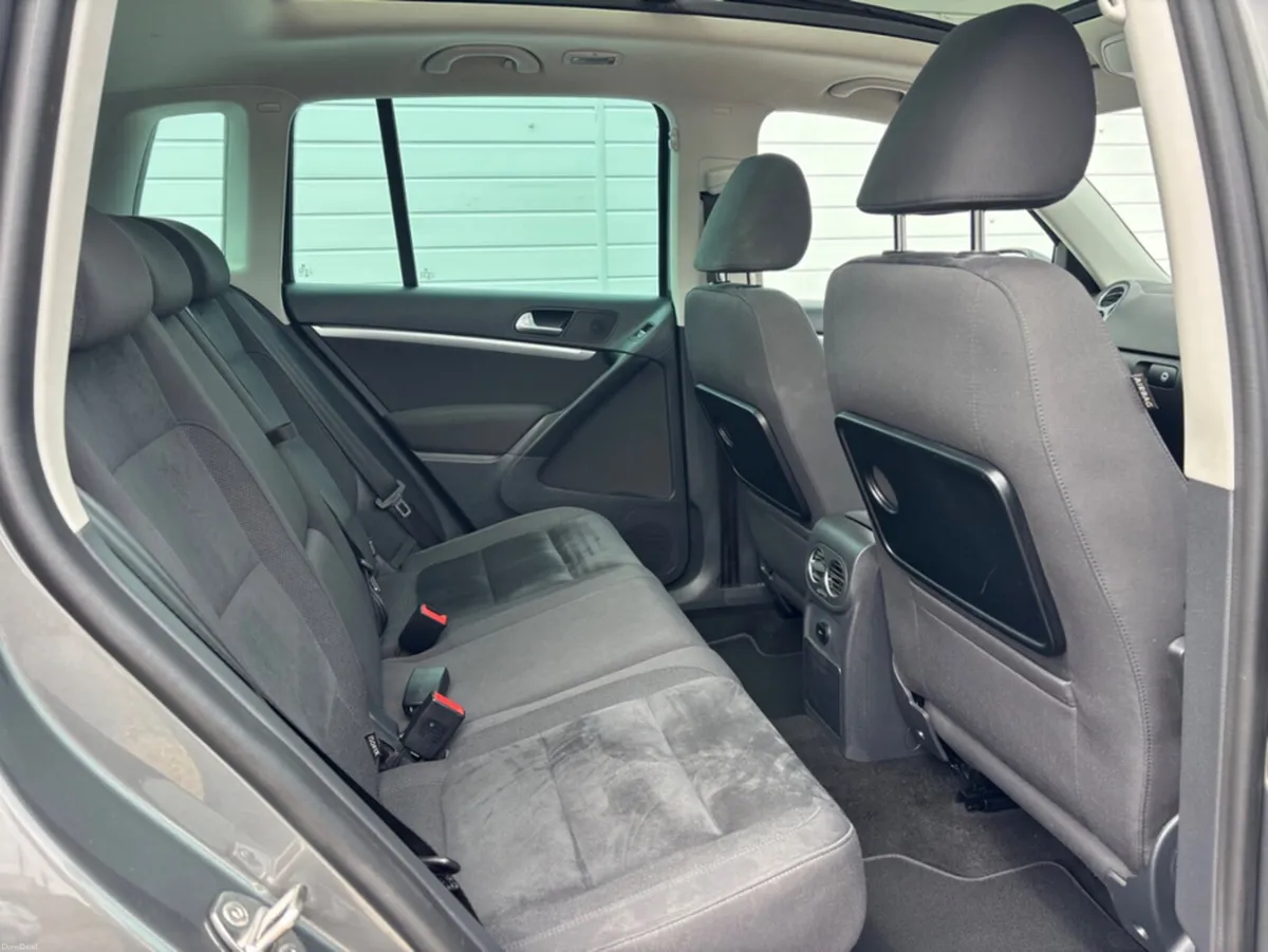 Volkswagen Tiguan SPORT 2.0 TDI MANUAL 6SPEED FWD - Image 6