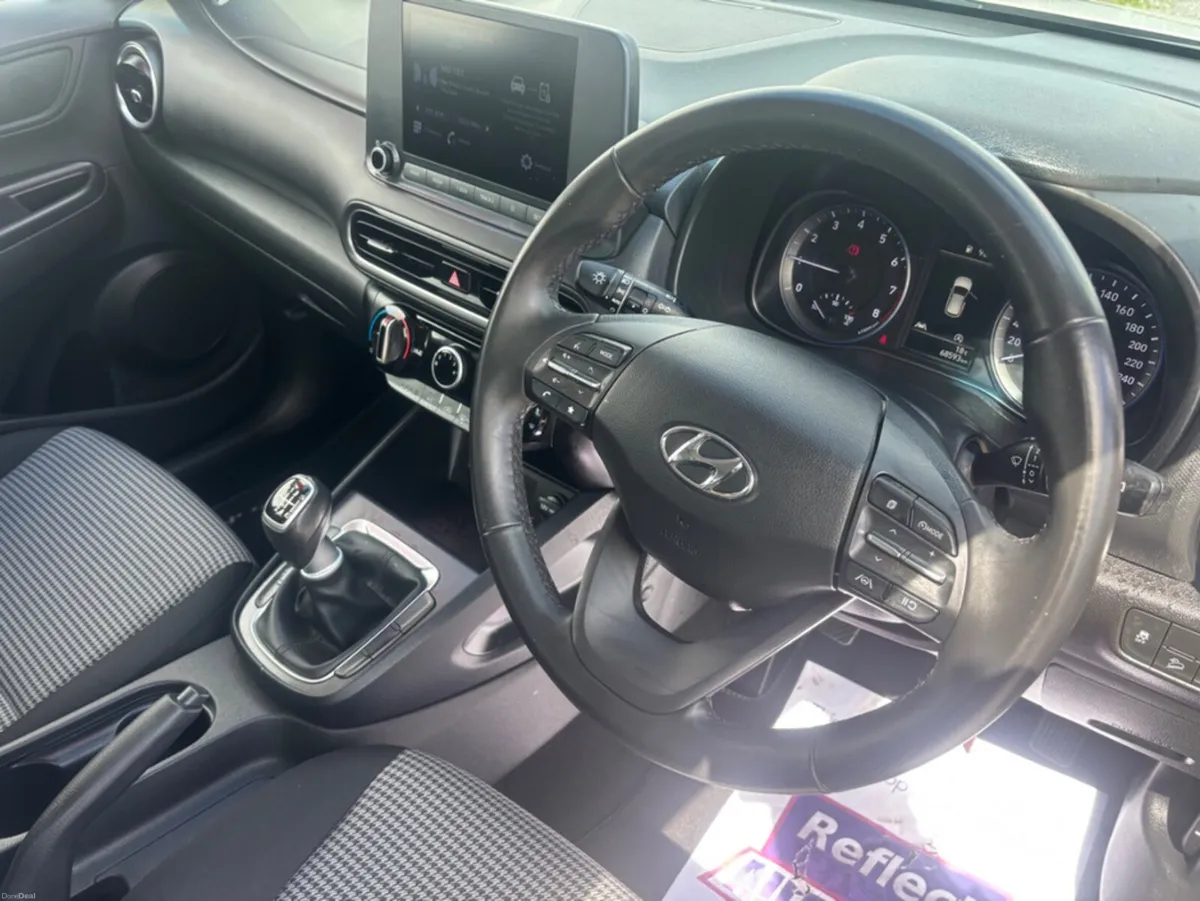 Hyundai KONA KAUAI COMFORT 5DR - Image 2