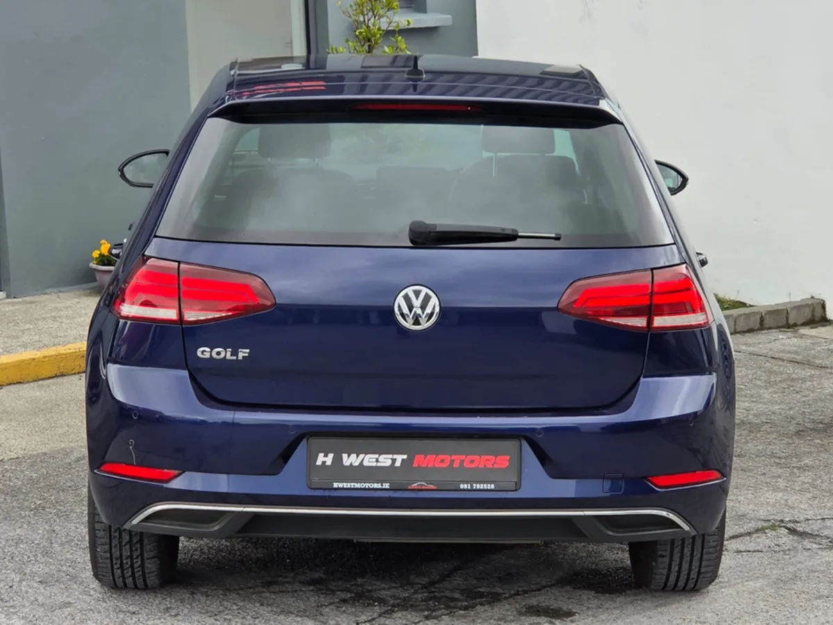 Volkswagen Golf 1.6 TDI MATCH 115PS 5DR - Image 4