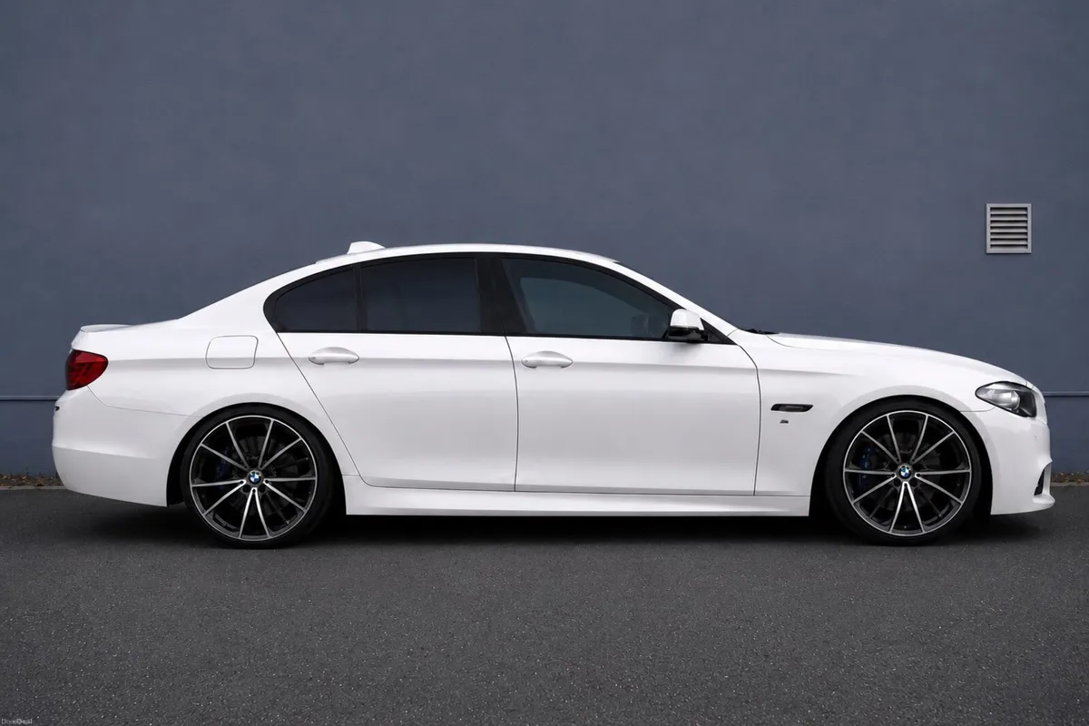 2014 BMW 5 SERIES F10 520D M-Sport LOW KMS - Image 3
