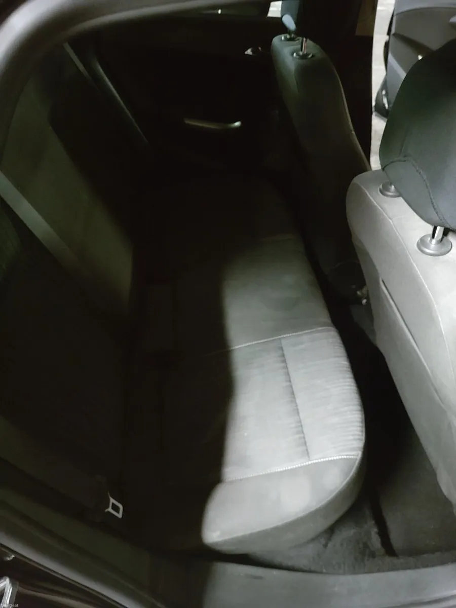 Vauxhall Astra 2010 - Image 4