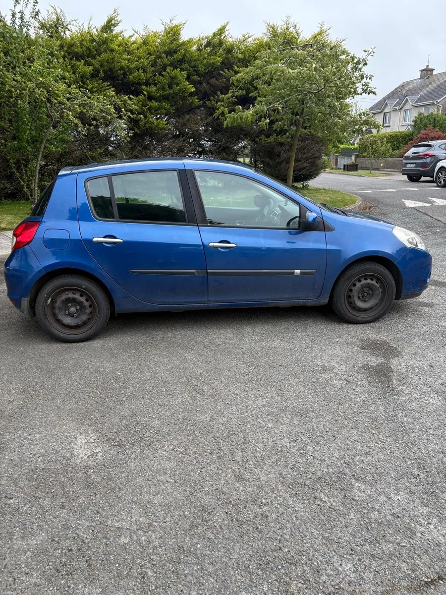 Renault Clio 2011 - Image 4