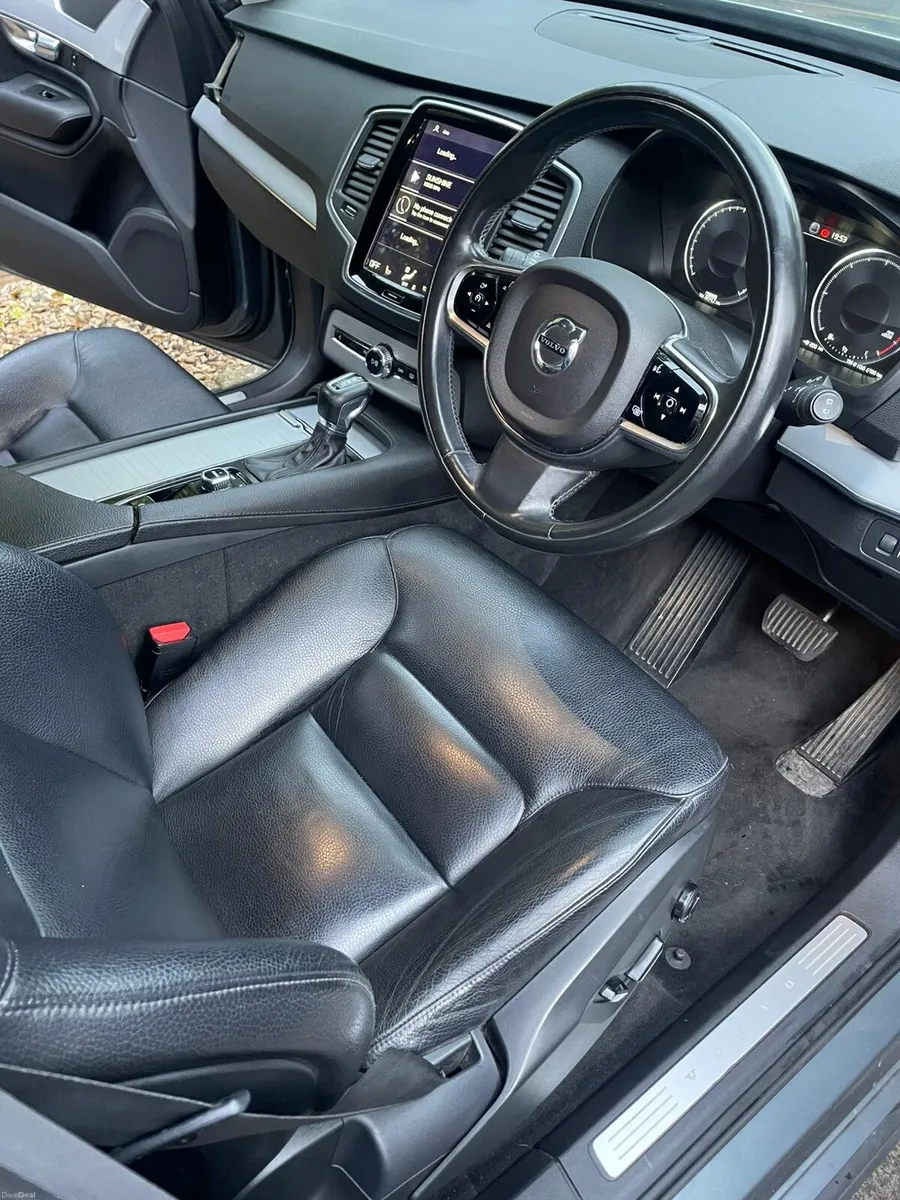 Volvo XC90 - Image 5