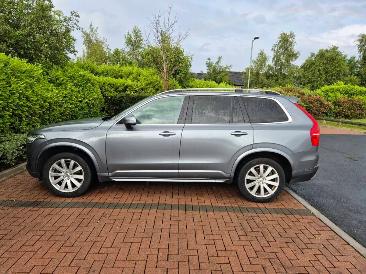 Volvo XC90 - Image 3