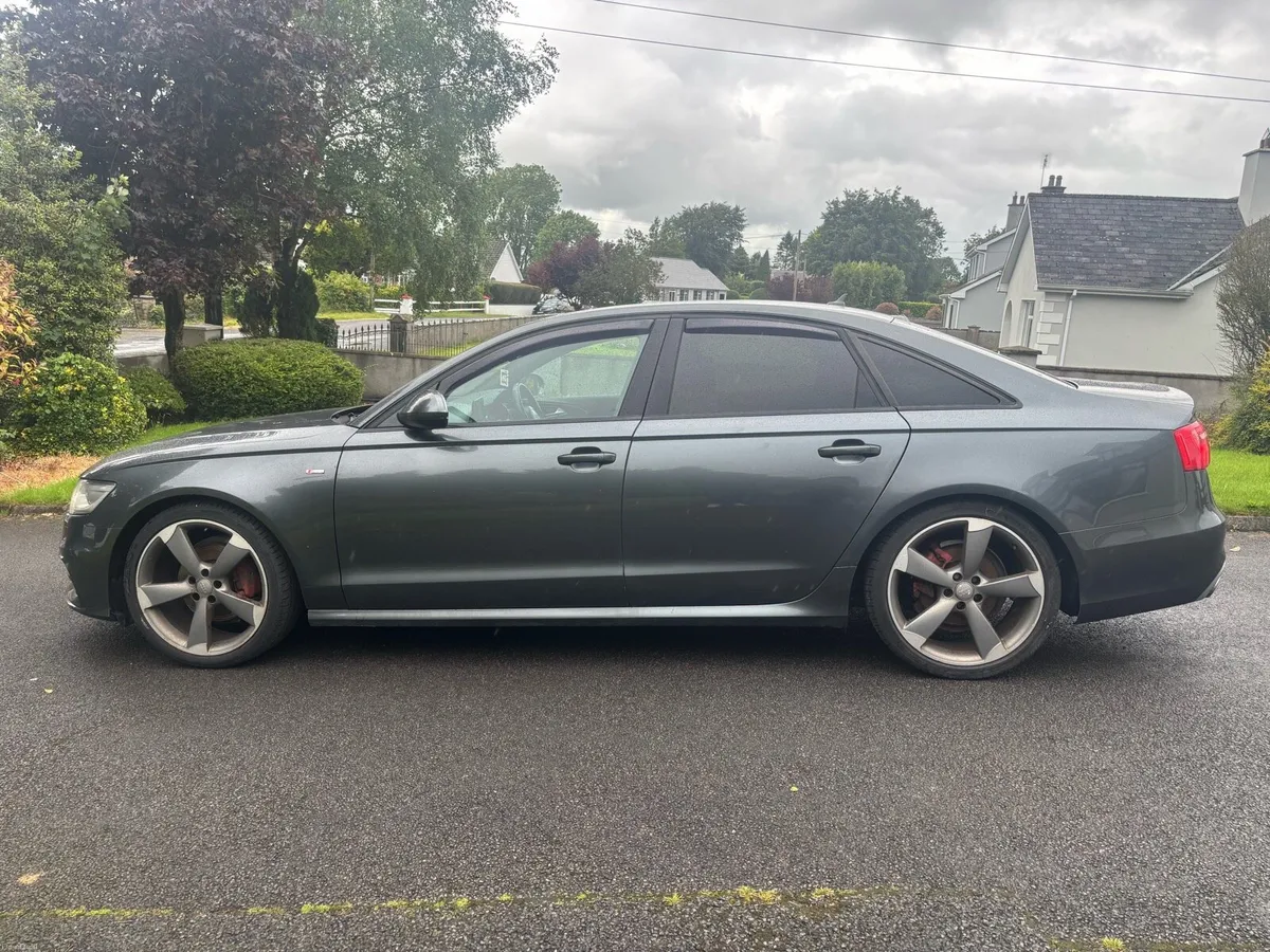 Audi a6 sline black edition ultra automatic - Image 2