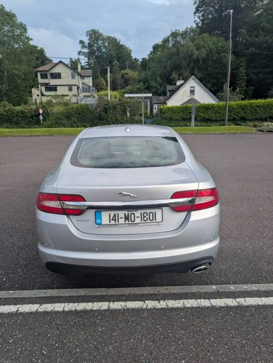 Jaguar XF 2.2 Diesel Automatic 2014 - Image 6