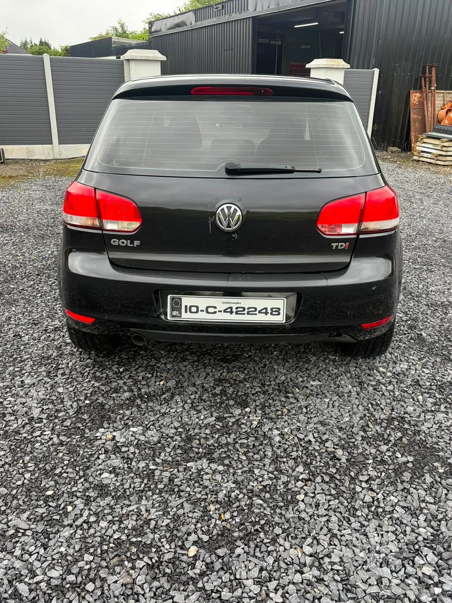 Car - Image 4