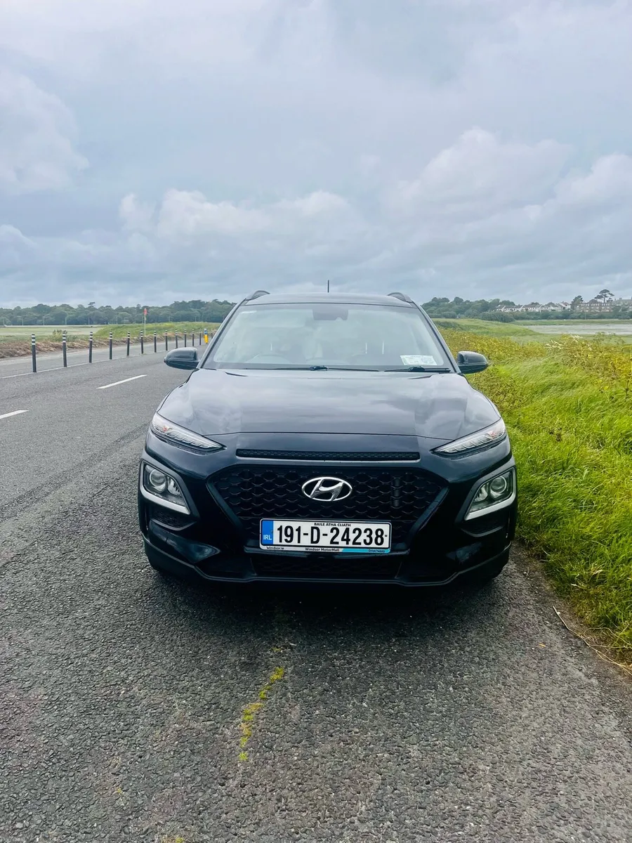 2019 Hyundai Kona under 100k kilometres - Image 2