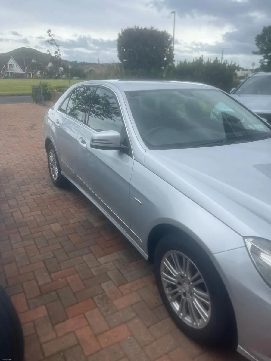 Mercedes 220 Eclass diesel - Image 4