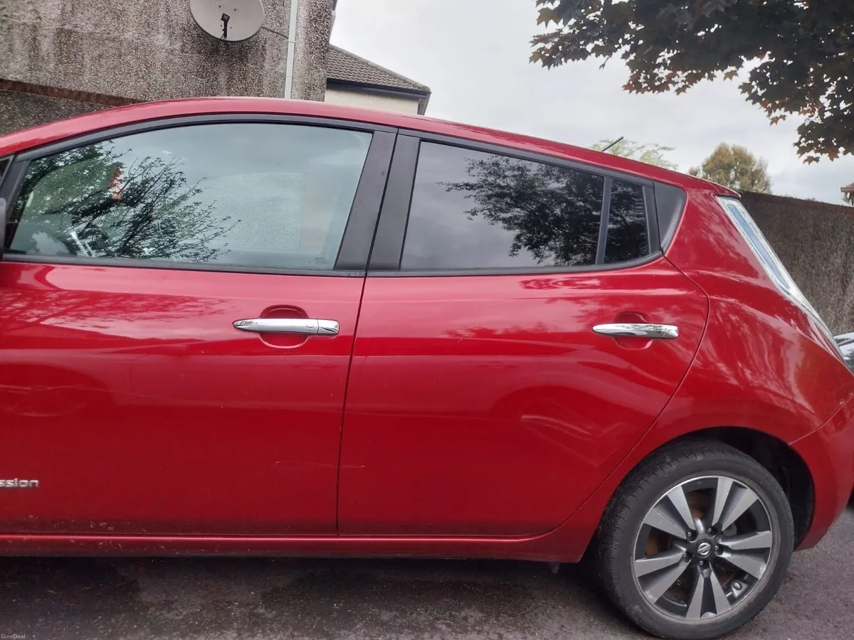Nissan Leaf 2015 - Image 3