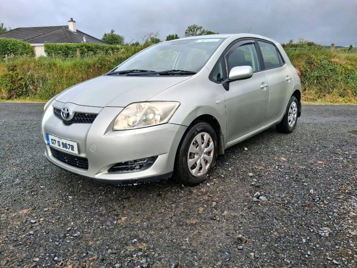Toyota auris petrol - Image 1