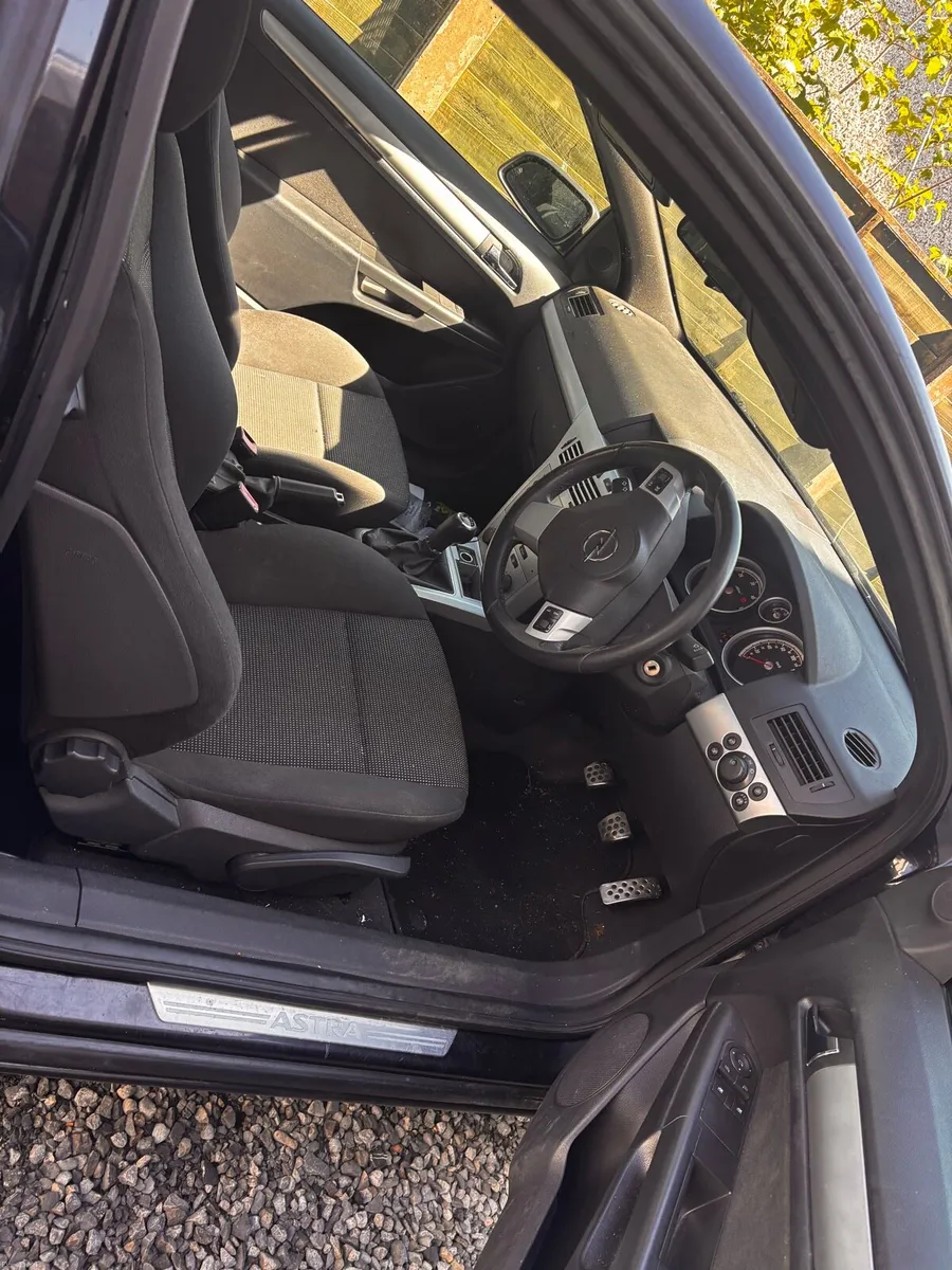 Opel Astra 1.3 cdti - Image 3