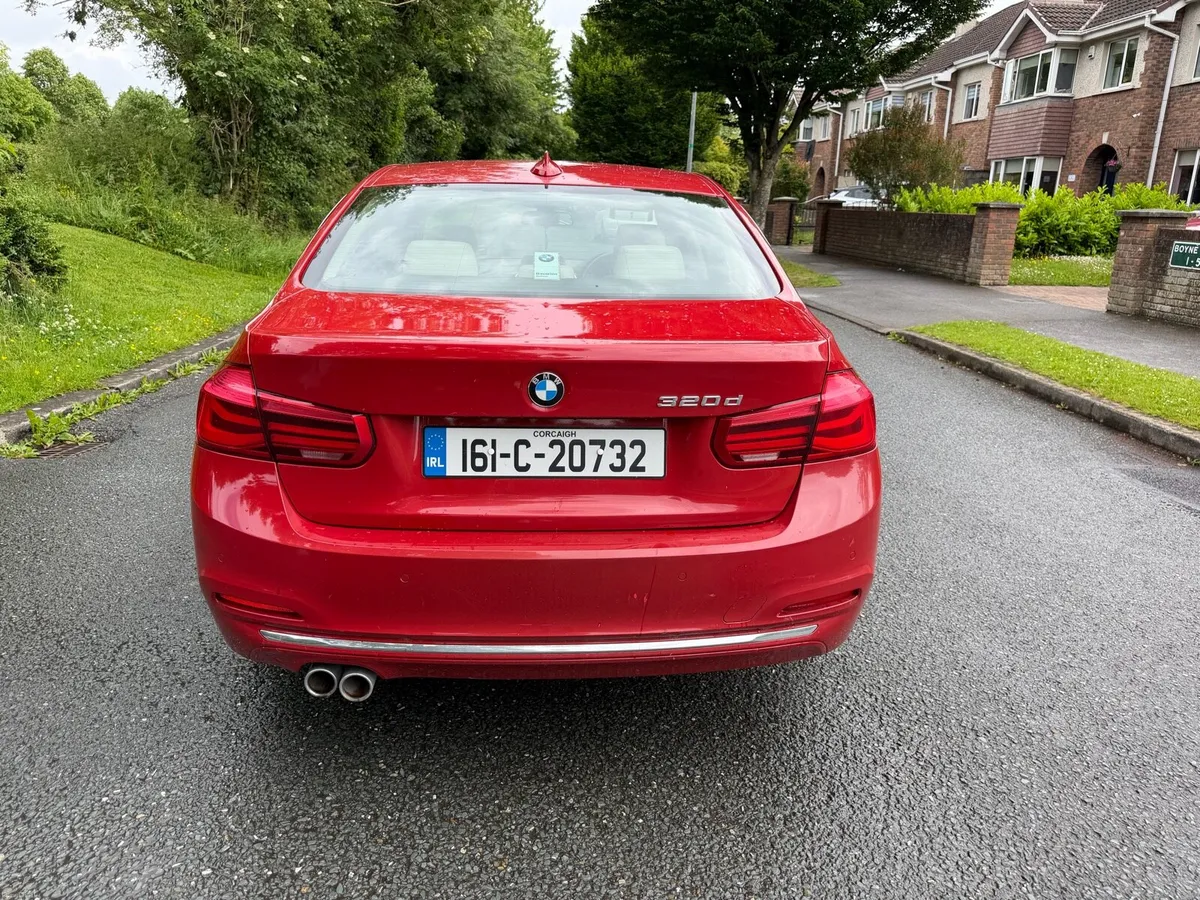 Bmw 320d Luxury model Automatic - Image 2