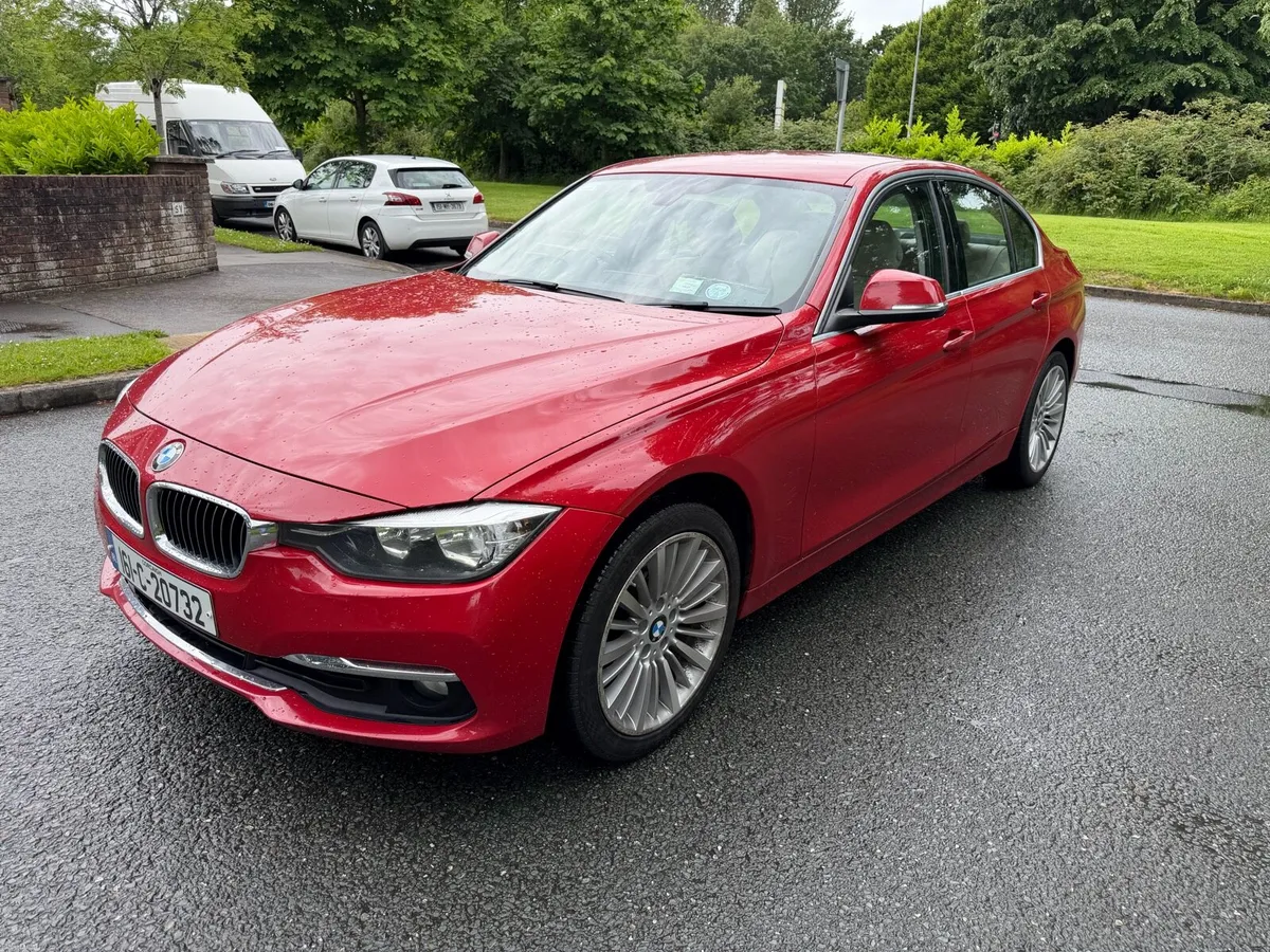 Bmw 320d Luxury model Automatic - Image 4