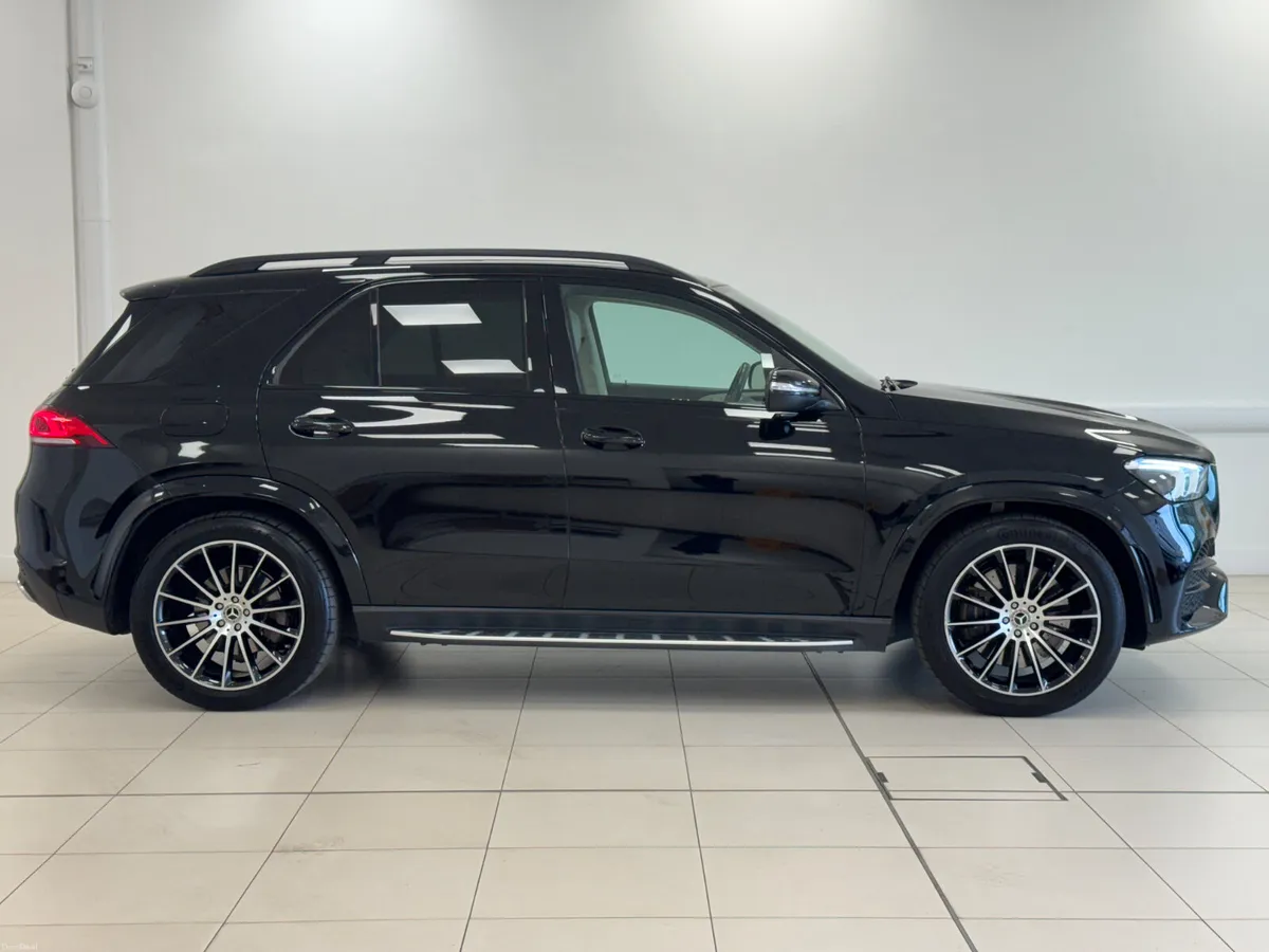 Mercedes-Benz GLE 2023 - Image 3