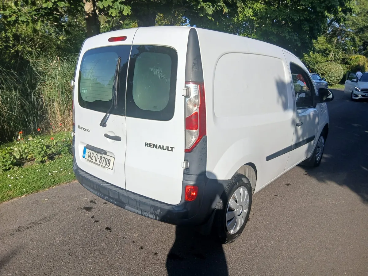 I stock new doe Renault kango 250km - Image 4