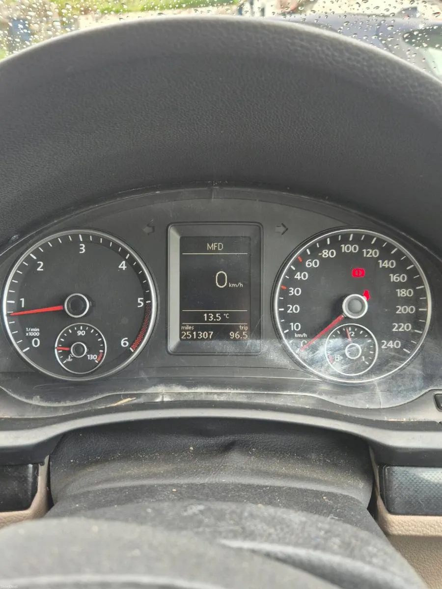 Volkswagen Jetta - Image 5