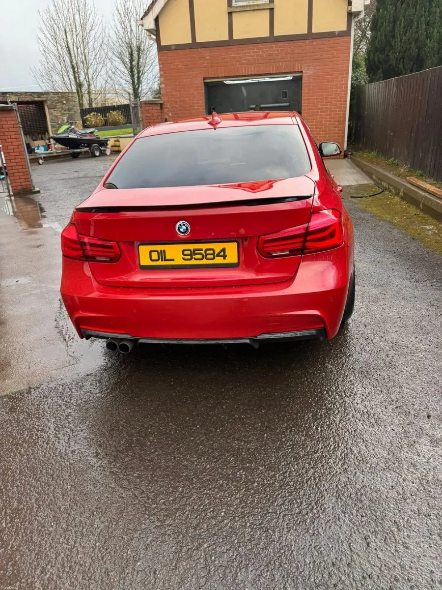 BMW 3-Series 2017 - Image 4