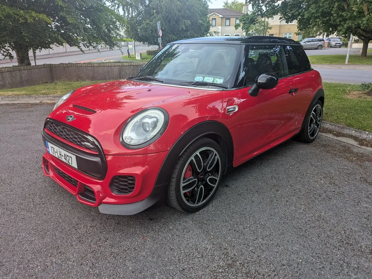 Mini Cooper  JCW 2017 - Image 1