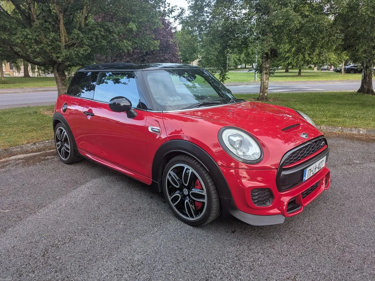 Mini Cooper  JCW 2017 - Image 3