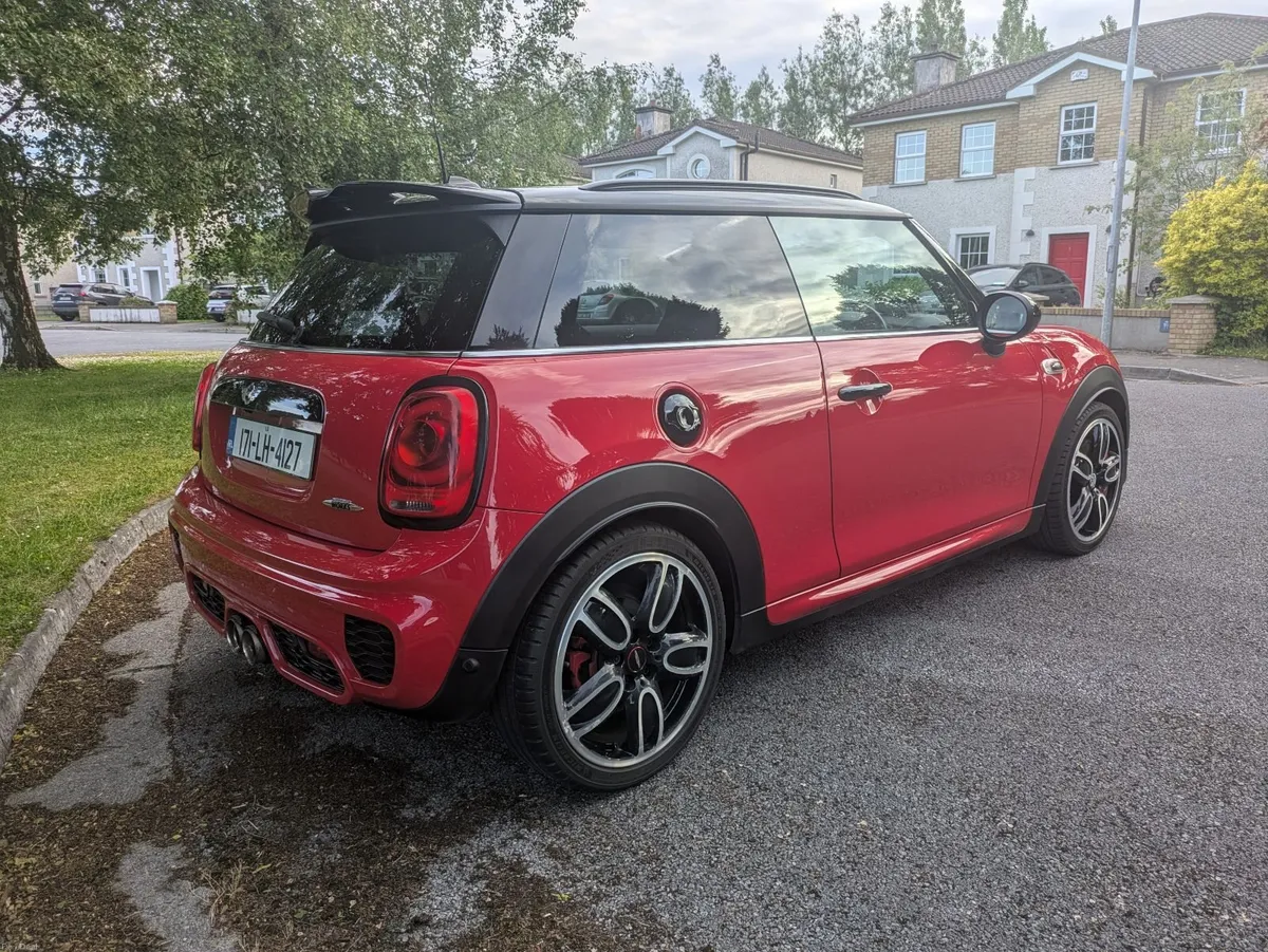 Mini Cooper  JCW 2017 - Image 4