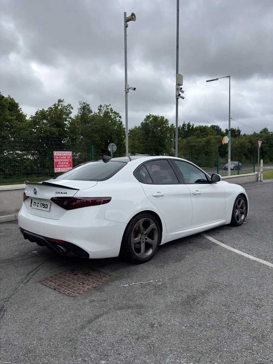Alfa Romeo Giulia Speciale - Image 4