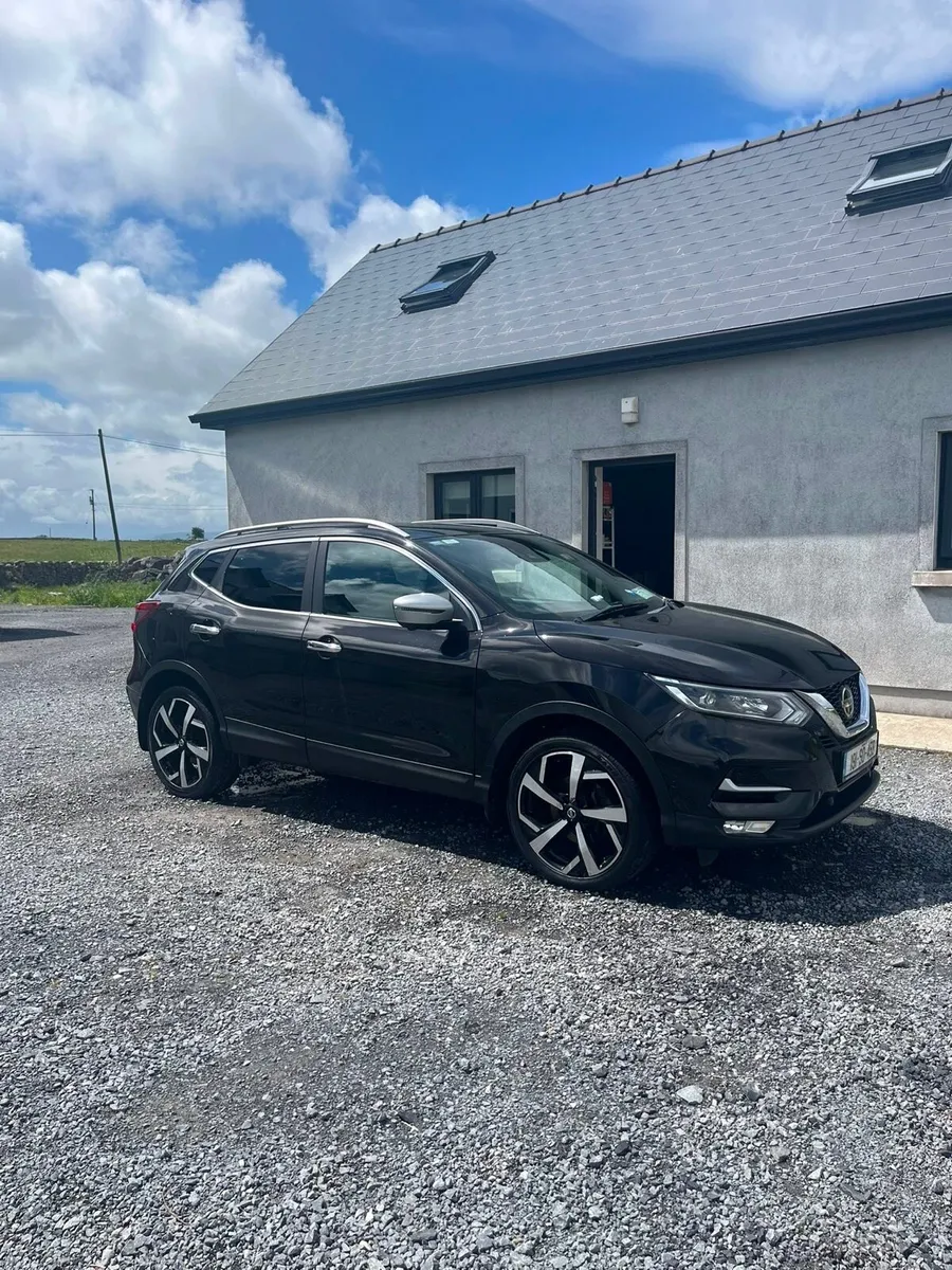 2019 Nissan Qashqai Tekna 1.5DCI *High Spec* - Image 1